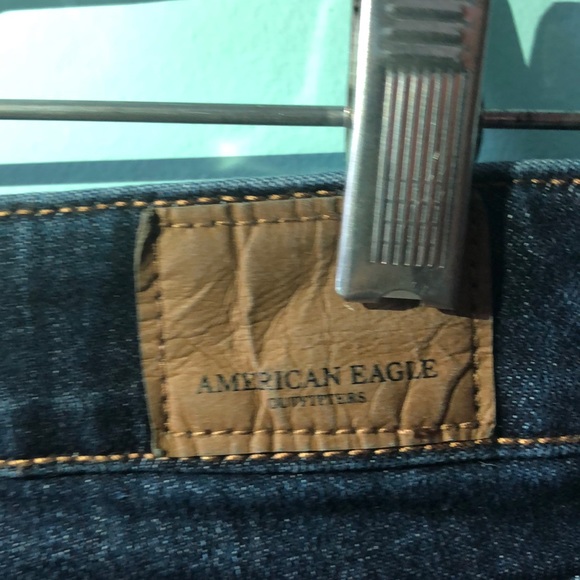 American Eagle Midi Jean Shorts - Picture 4 of 4